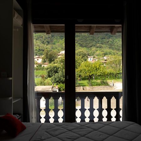 La Terrazza Sulle Vigne B&B Корте-Франка Екстер'єр фото