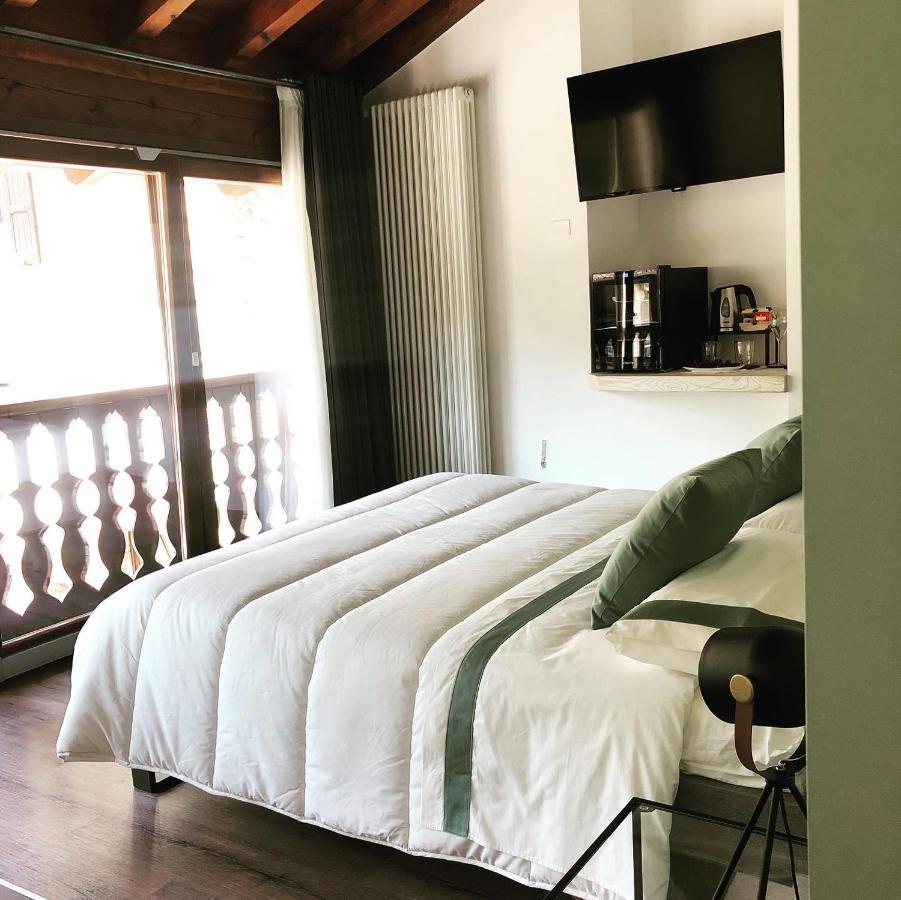 La Terrazza Sulle Vigne B&B Корте-Франка Екстер'єр фото