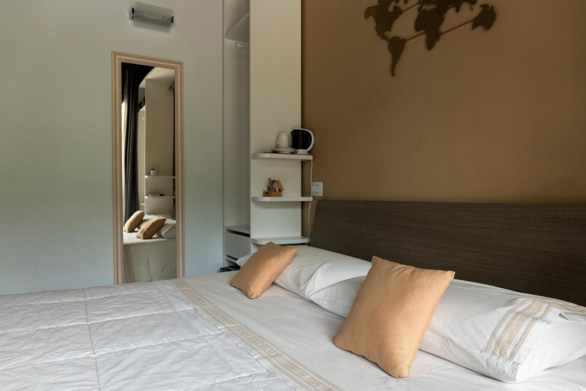 La Terrazza Sulle Vigne B&B Корте-Франка Екстер'єр фото