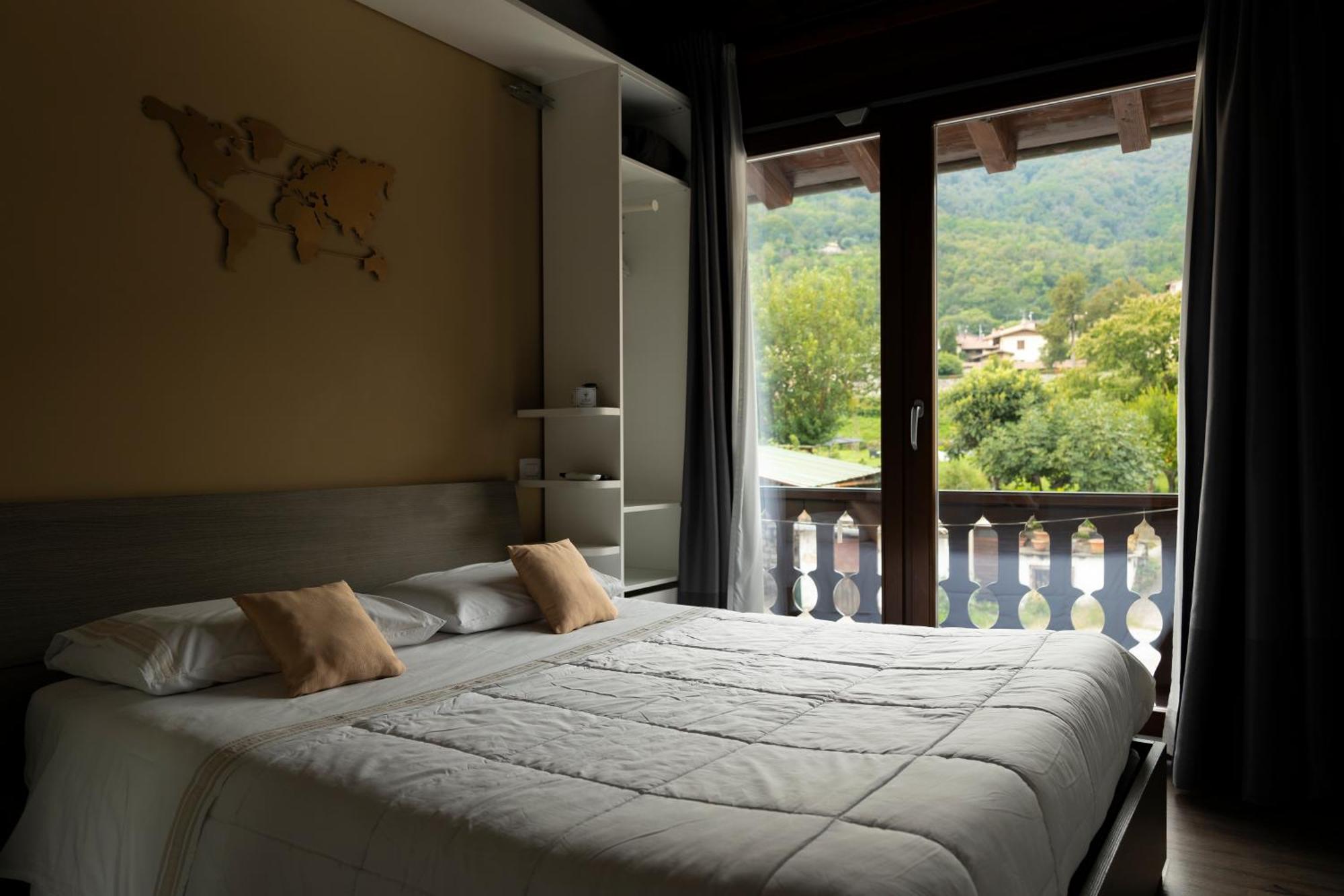 La Terrazza Sulle Vigne B&B Корте-Франка Екстер'єр фото