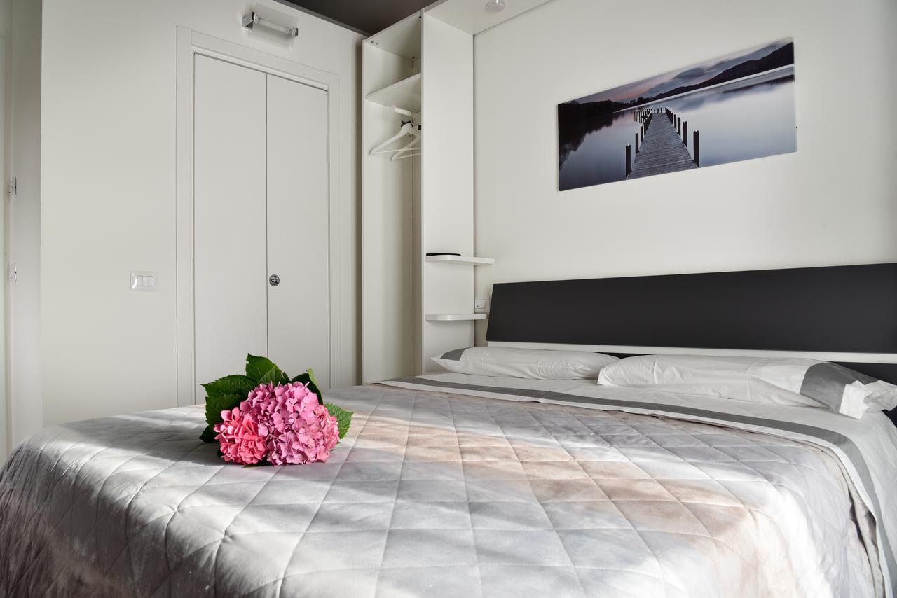 La Terrazza Sulle Vigne B&B Корте-Франка Екстер'єр фото