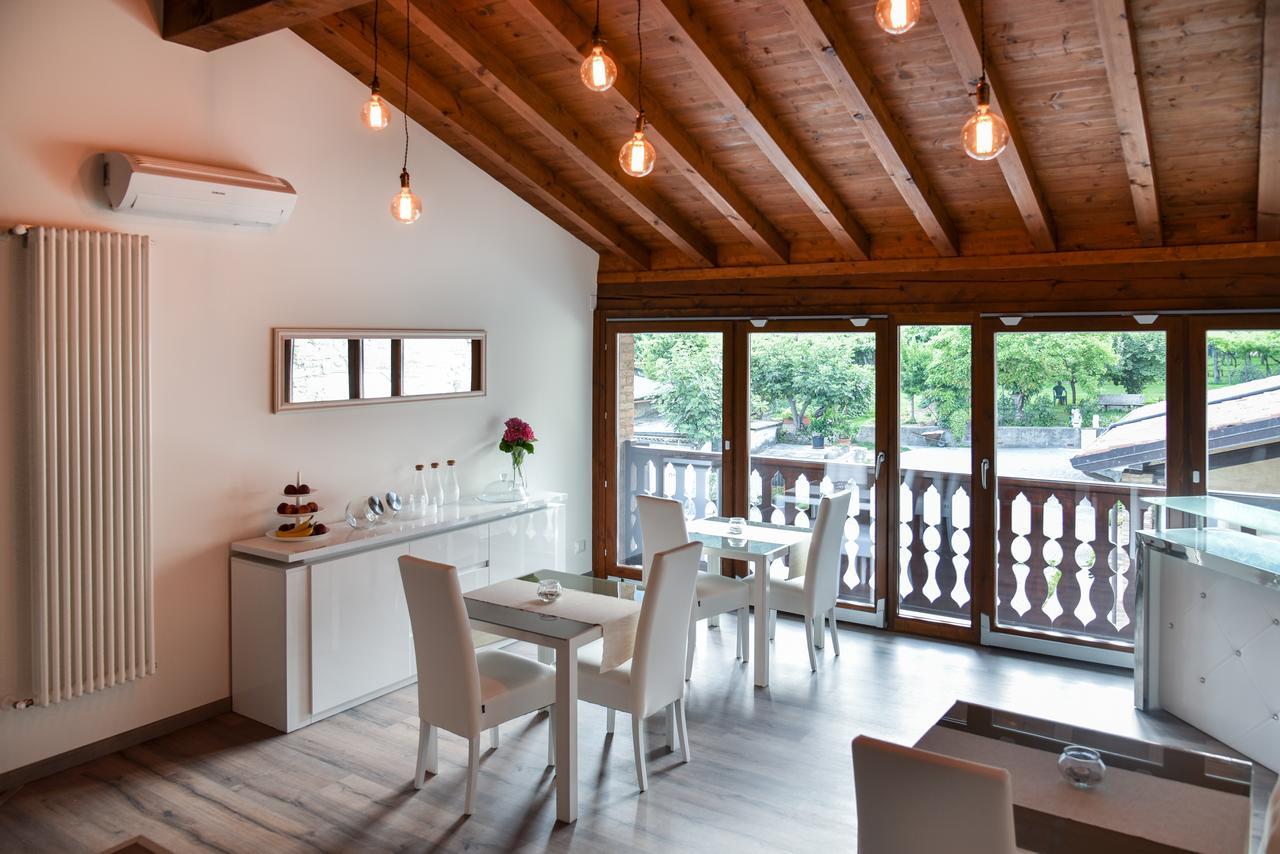 La Terrazza Sulle Vigne B&B Корте-Франка Екстер'єр фото