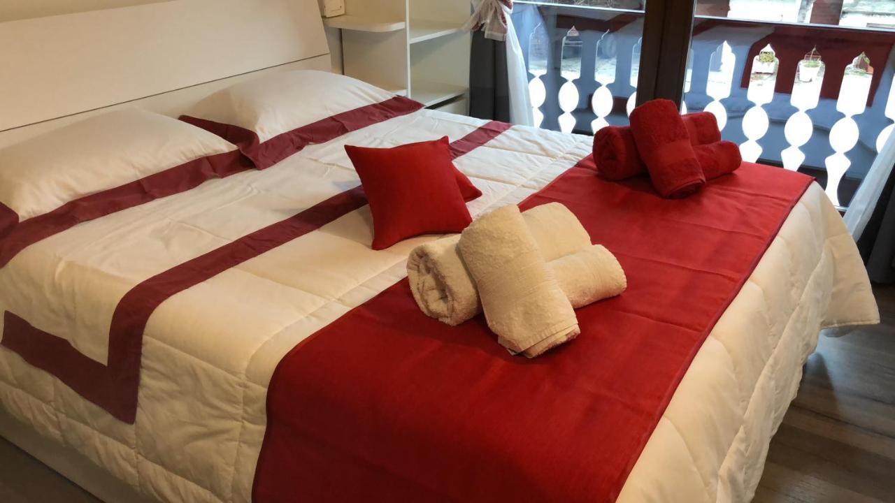 La Terrazza Sulle Vigne B&B Корте-Франка Екстер'єр фото