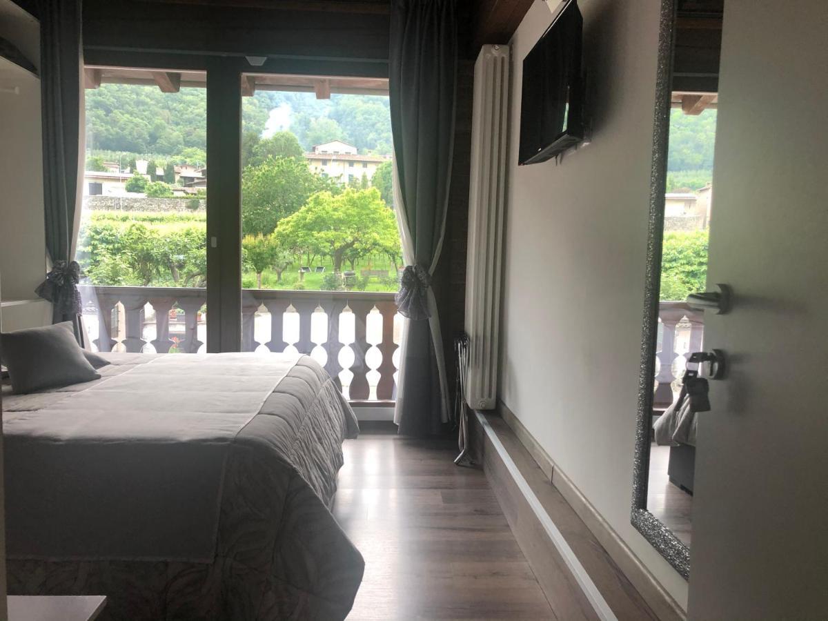 La Terrazza Sulle Vigne B&B Корте-Франка Екстер'єр фото